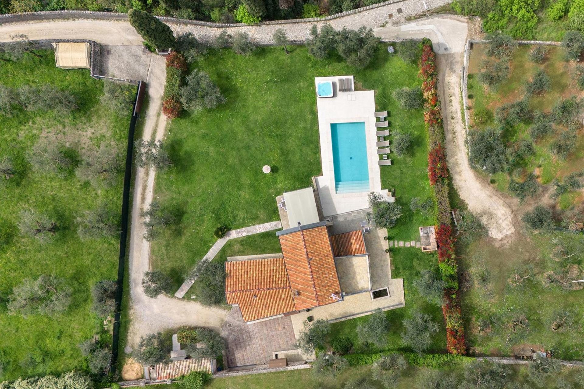 Villa Cipressi - Luxuri Lounge - Malcesine Exterior photo