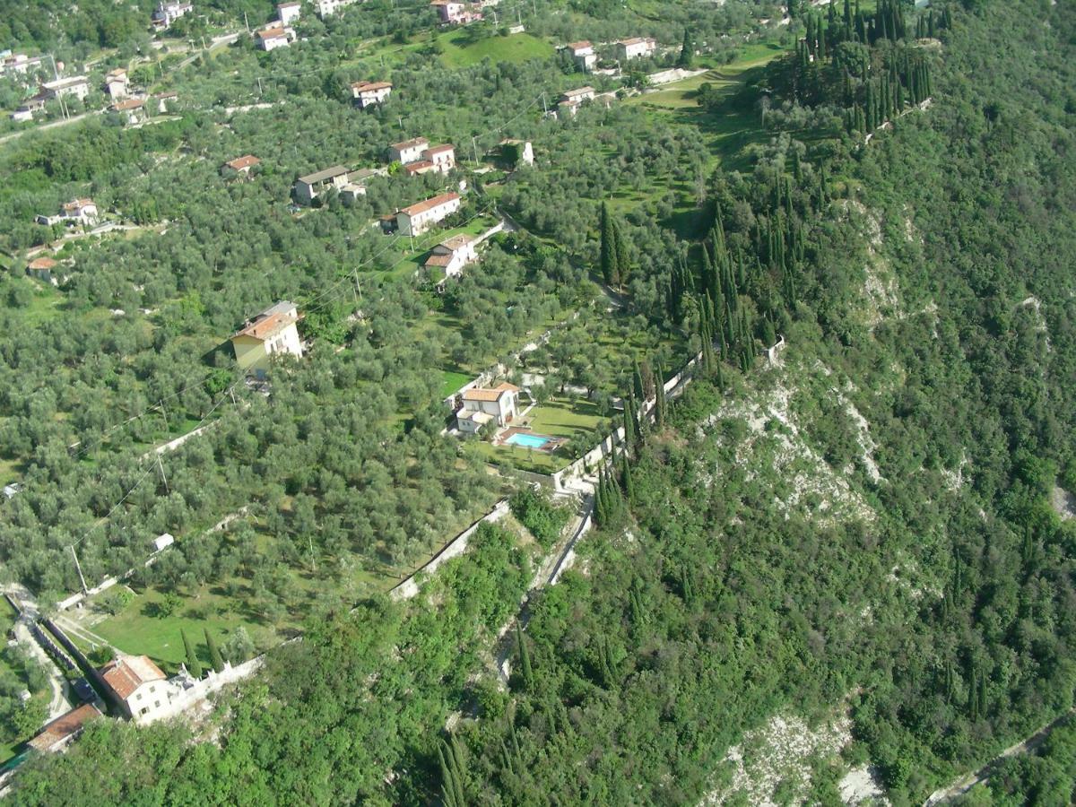 Villa Cipressi - Luxuri Lounge - Malcesine Exterior photo
